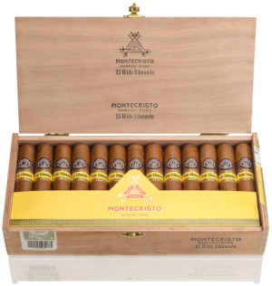 Charuto Montecristo wide edmundo manaus amazonas
